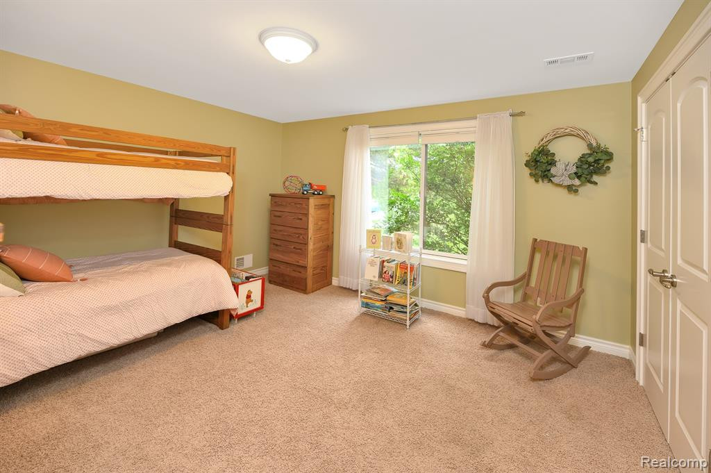 8200 PINE RANCH Drive, Brighton, MI 48114 — Photo 43