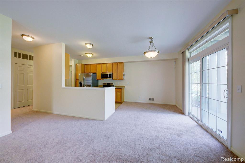 1921 Pinecroft Drive, Canton, MI 48188 — Photo 7