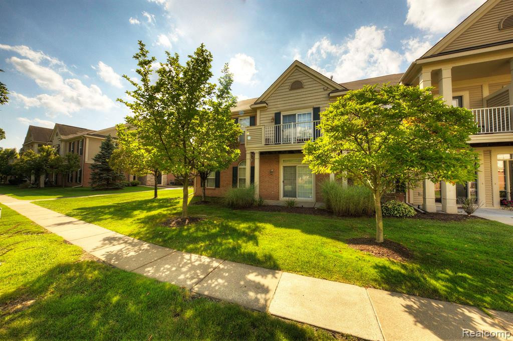 1921 Pinecroft Drive, Canton, MI 48188 — Photo 29