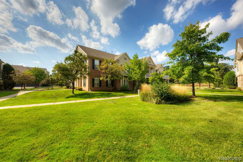 1921 Pinecroft Drive, Canton, MI 48188 — Photo 31