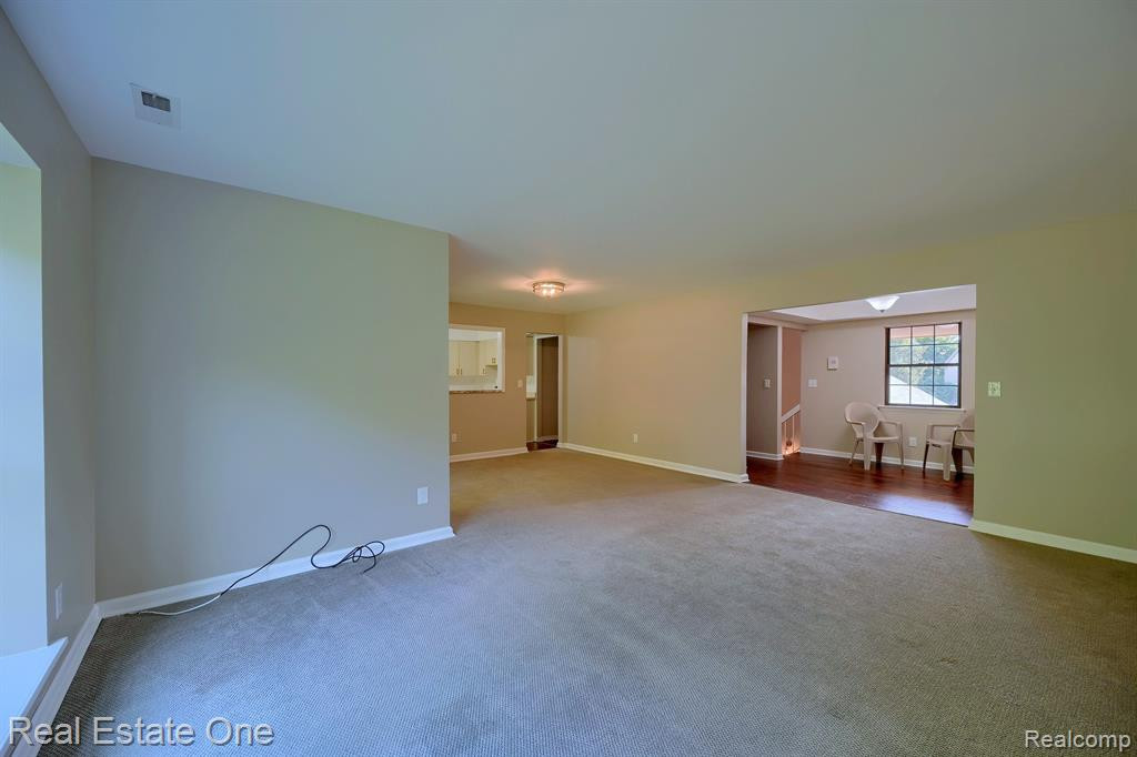 37029 Ridgedale Court, 88, Farmington Hills, MI 48331 — Photo 7