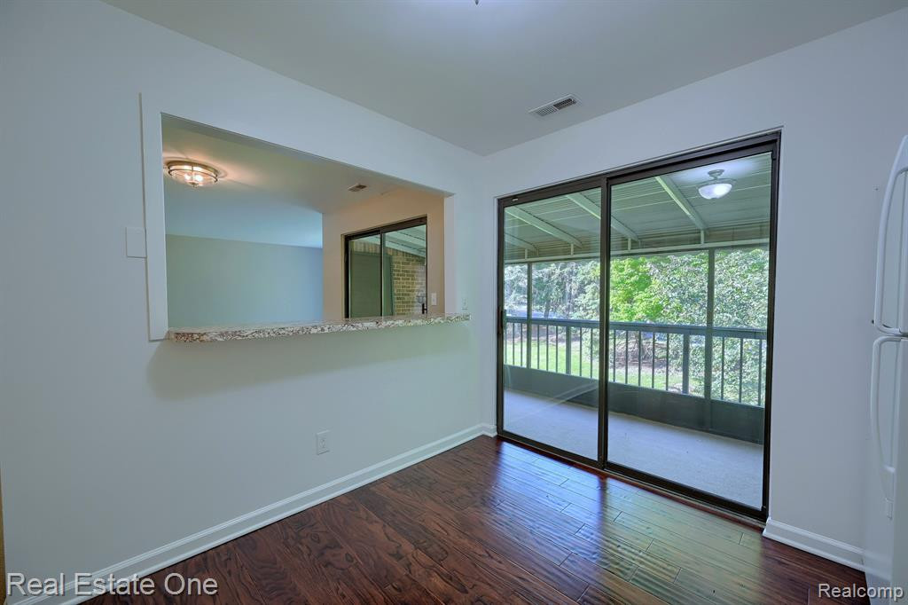 37029 Ridgedale Court, 88, Farmington Hills, MI 48331 — Photo 14