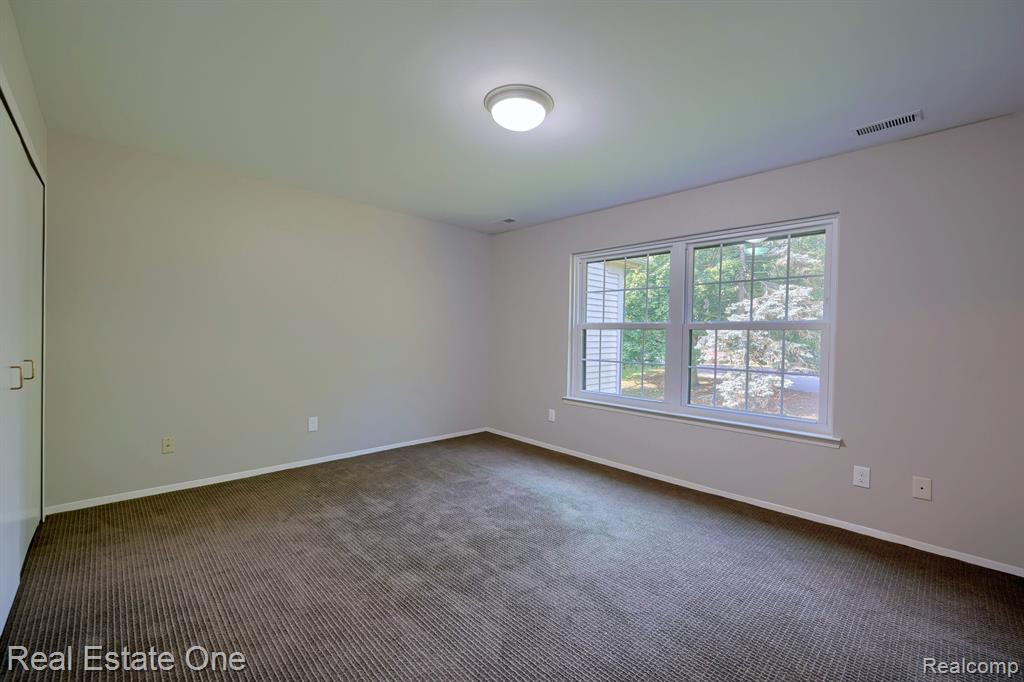 37029 Ridgedale Court, 88, Farmington Hills, MI 48331 — Photo 23