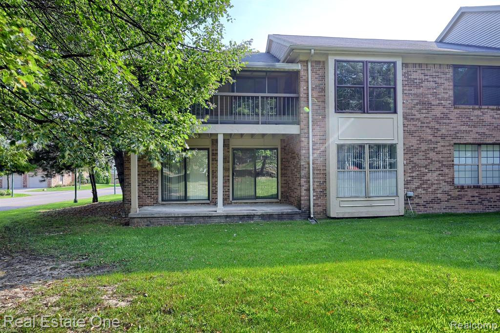 37029 Ridgedale Court, 88, Farmington Hills, MI 48331 — Photo 28