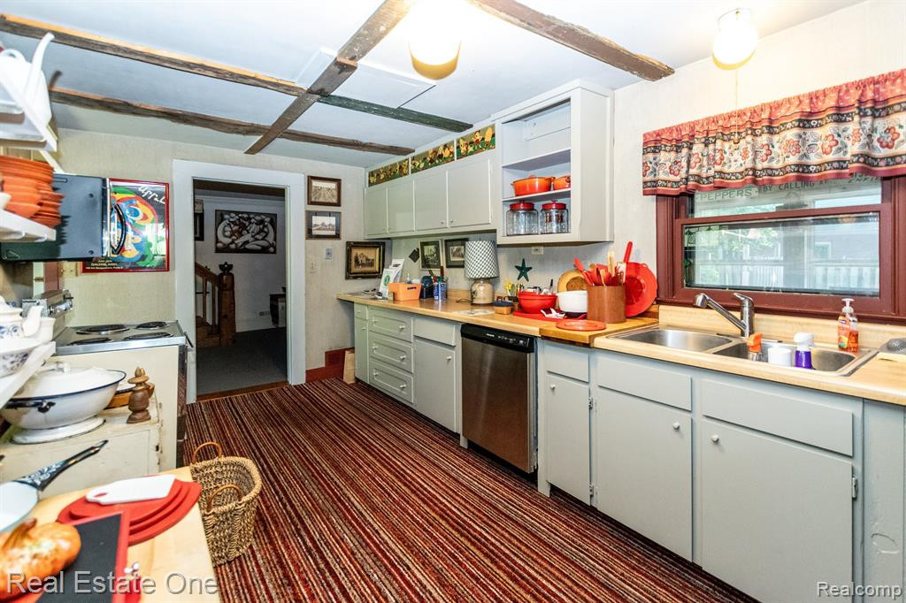54 BUFFALO Street, Clarkston, MI — Photo 11