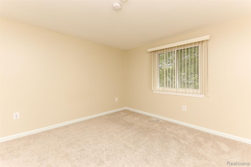 1916 JAN Circle, Canton, MI 48187 — Photo 16