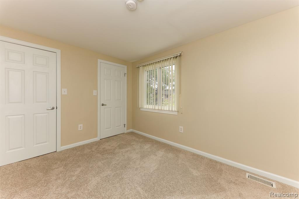 1916 JAN Circle, Canton, MI 48187 — Photo 19