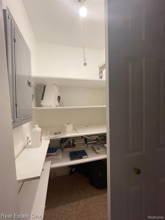 1824 COLONIAL VILLAGE Way, 3, Waterford, MI 48328 — Photo 15