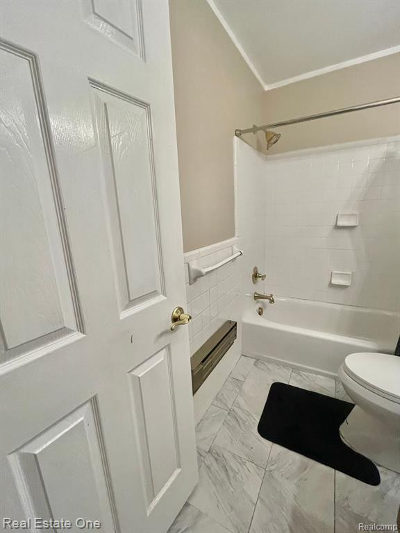 1824 COLONIAL VILLAGE Way, 3, Waterford, MI 48328 — Photo 17