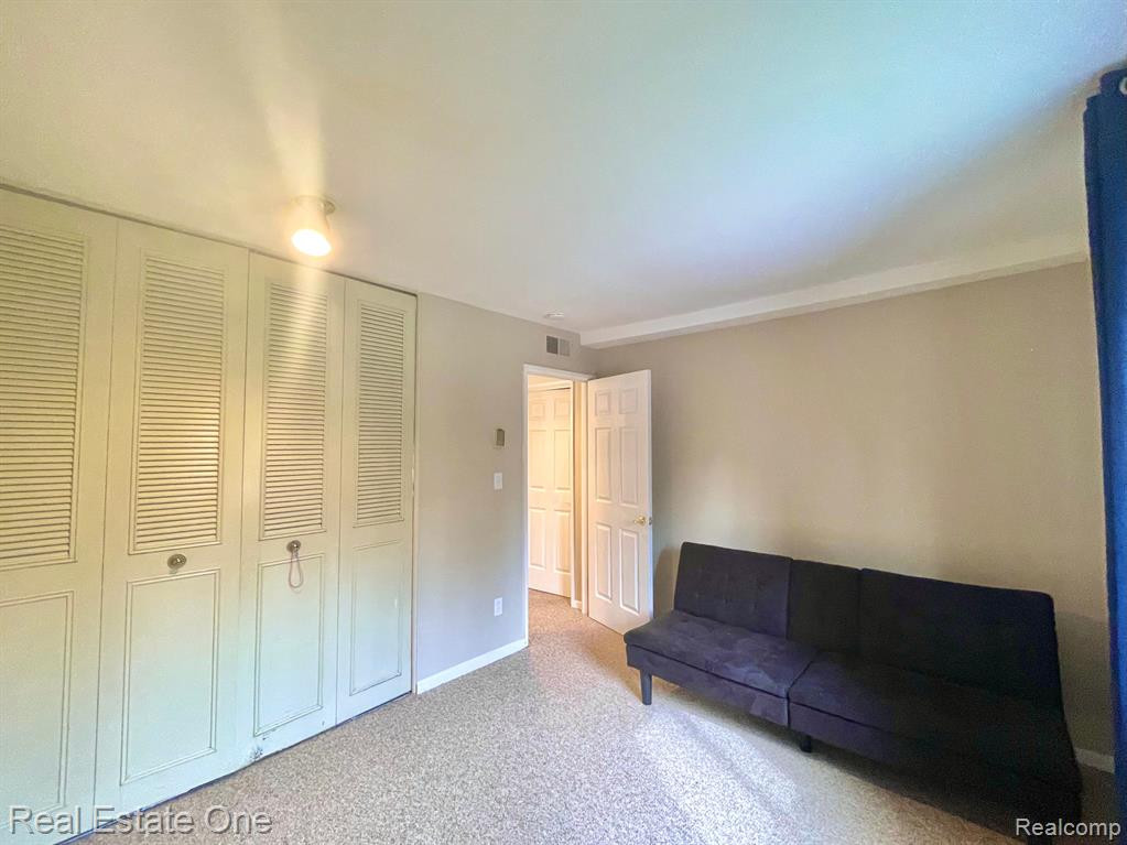 1824 COLONIAL VILLAGE Way, 3, Waterford, MI 48328 — Photo 21