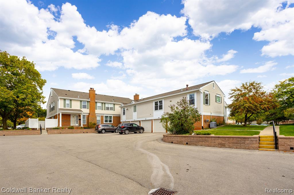 42109 PELLSTON Drive, Northville, MI 48167 — Photo 22