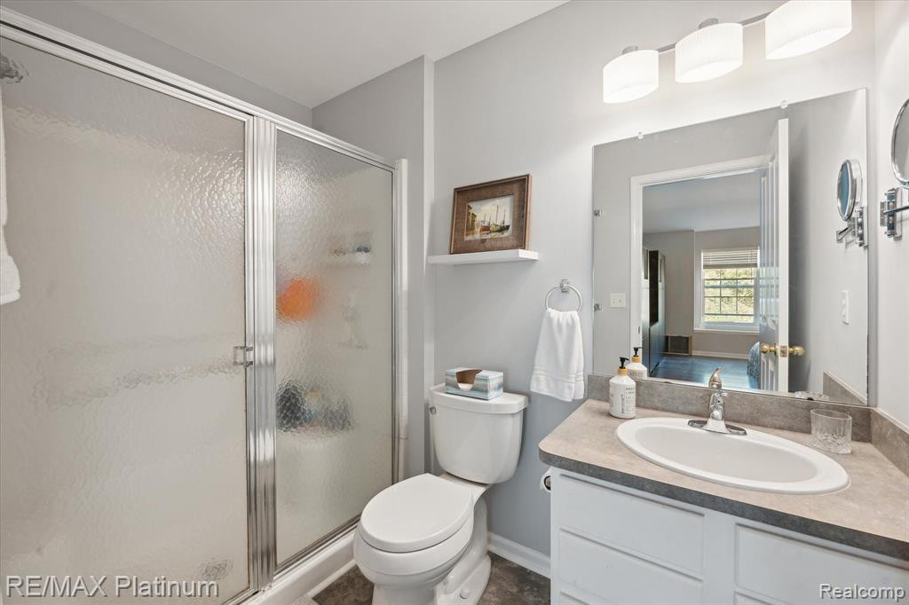 605 Abbington, Howell, MI 48843 — Photo 16