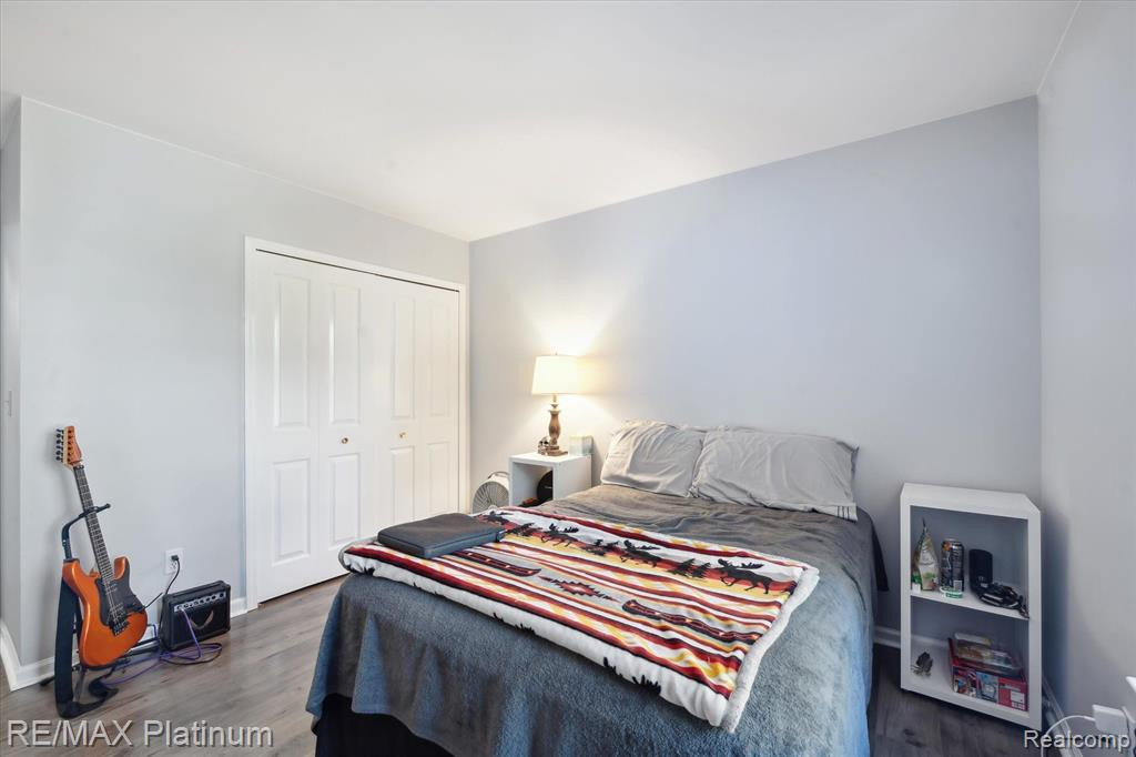 605 Abbington, Howell, MI 48843 — Photo 18