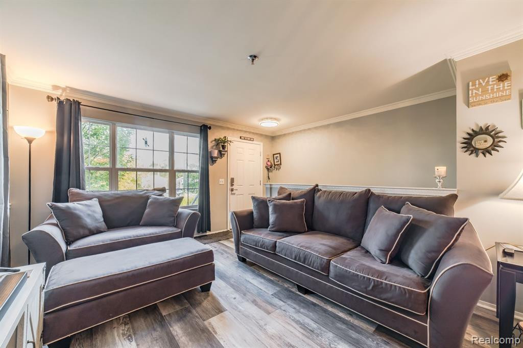 100 SABER Way, Lake Orion, MI 48362 — Photo 7