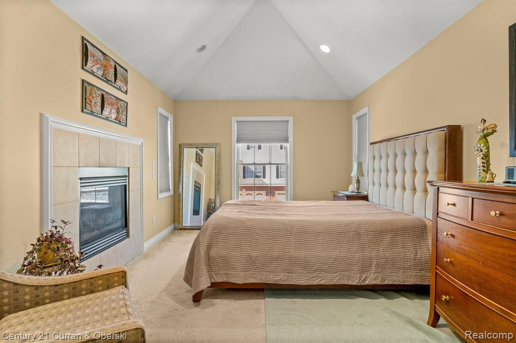 1542 E LAKEVIEW Lane, Canton, MI 48187 — Photo 18