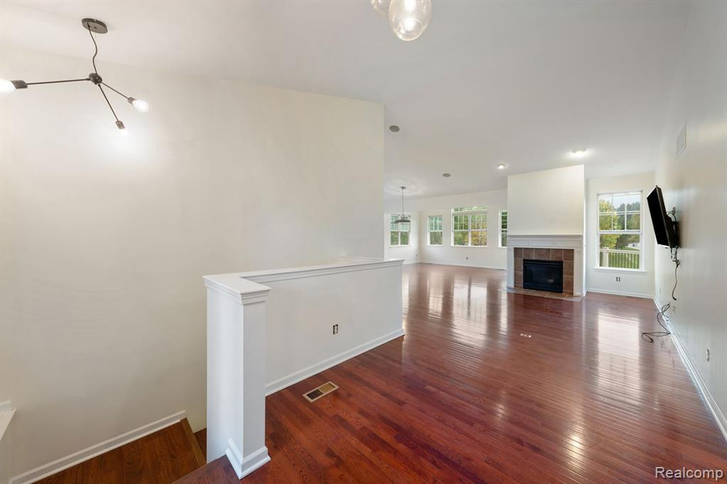 26373 SHUMANS Way, South Lyon, MI 48178 — Photo 5
