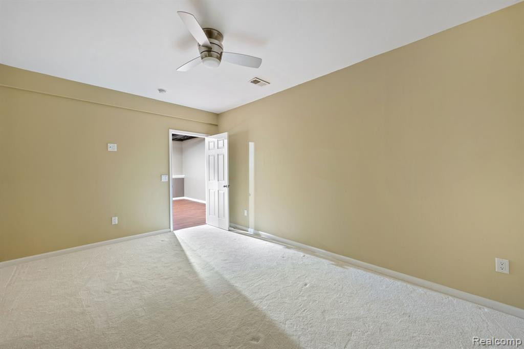 26373 SHUMANS Way, South Lyon, MI 48178 — Photo 31