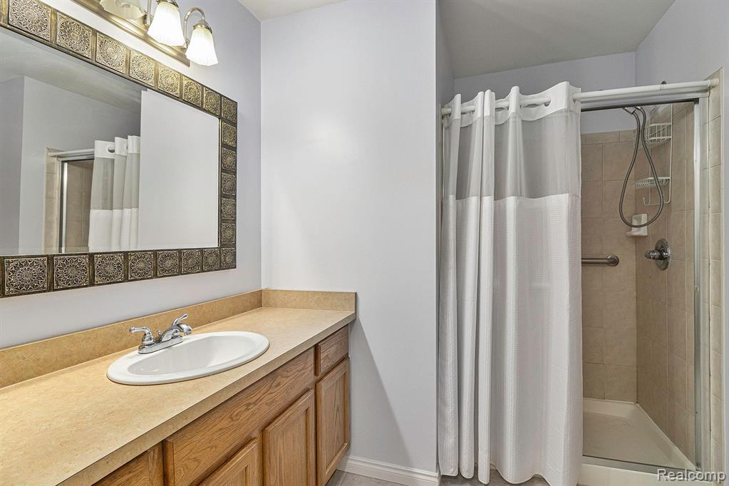 17443 AVA Court, New Boston, MI 48164 — Photo 16