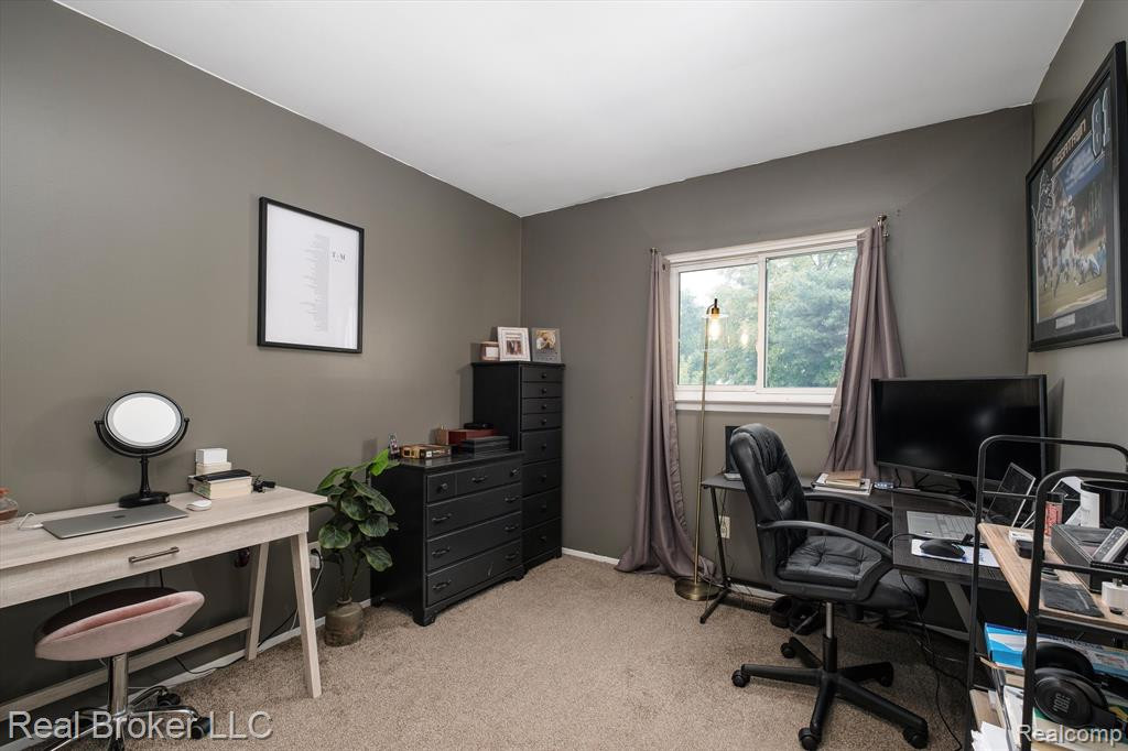 9201 ASCOT Drive, Ypsilanti, MI 48198 — Photo 16