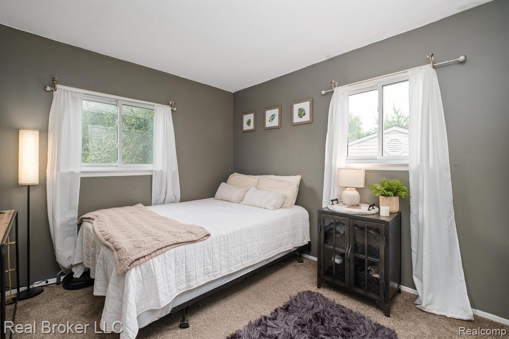 9201 ASCOT Drive, Ypsilanti, MI 48198 — Photo 17
