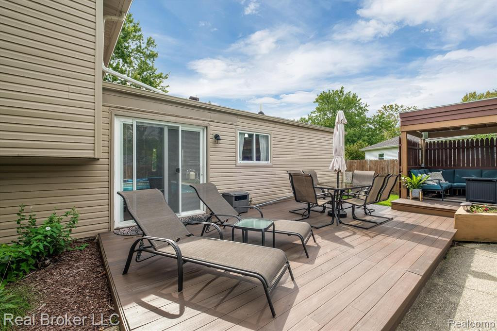 9201 ASCOT Drive, Ypsilanti, MI 48198 — Photo 20