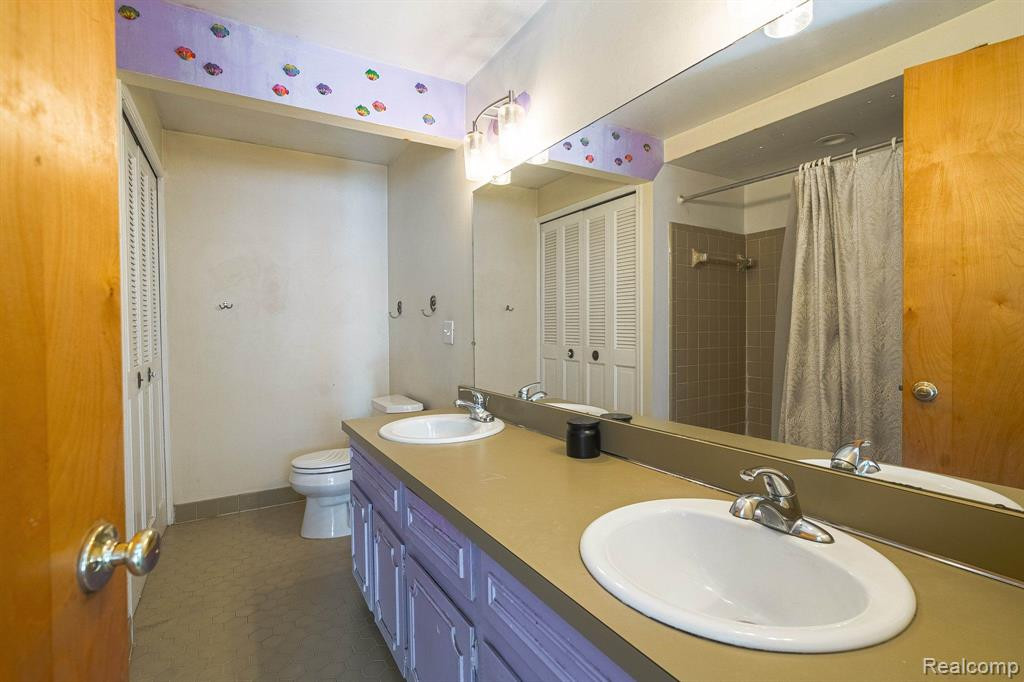 1346 KING GEORGE Boulevard, Ann Arbor, MI 48108 — Photo 14