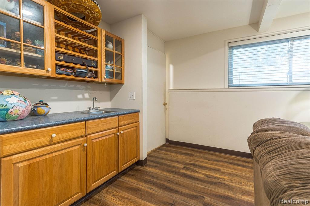 1346 KING GEORGE Boulevard, Ann Arbor, MI 48108 — Photo 21