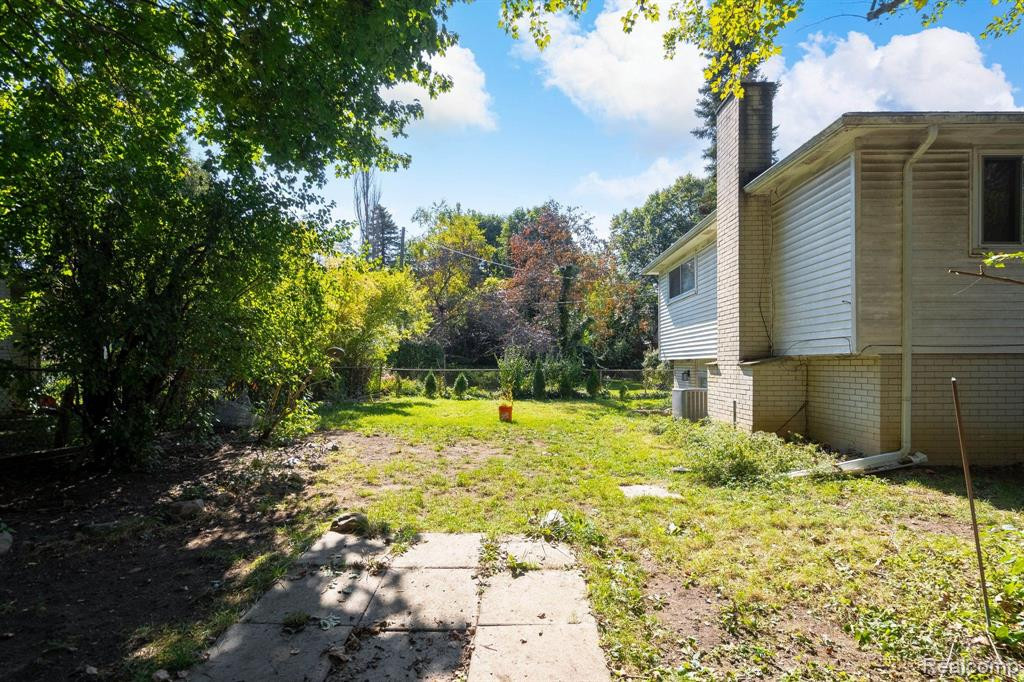 1346 KING GEORGE Boulevard, Ann Arbor, MI 48108 — Photo 28