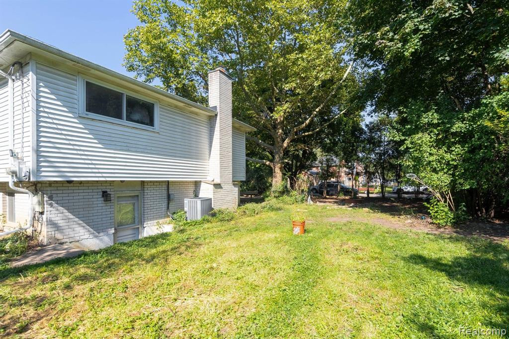 1346 KING GEORGE Boulevard, Ann Arbor, MI 48108 — Photo 29