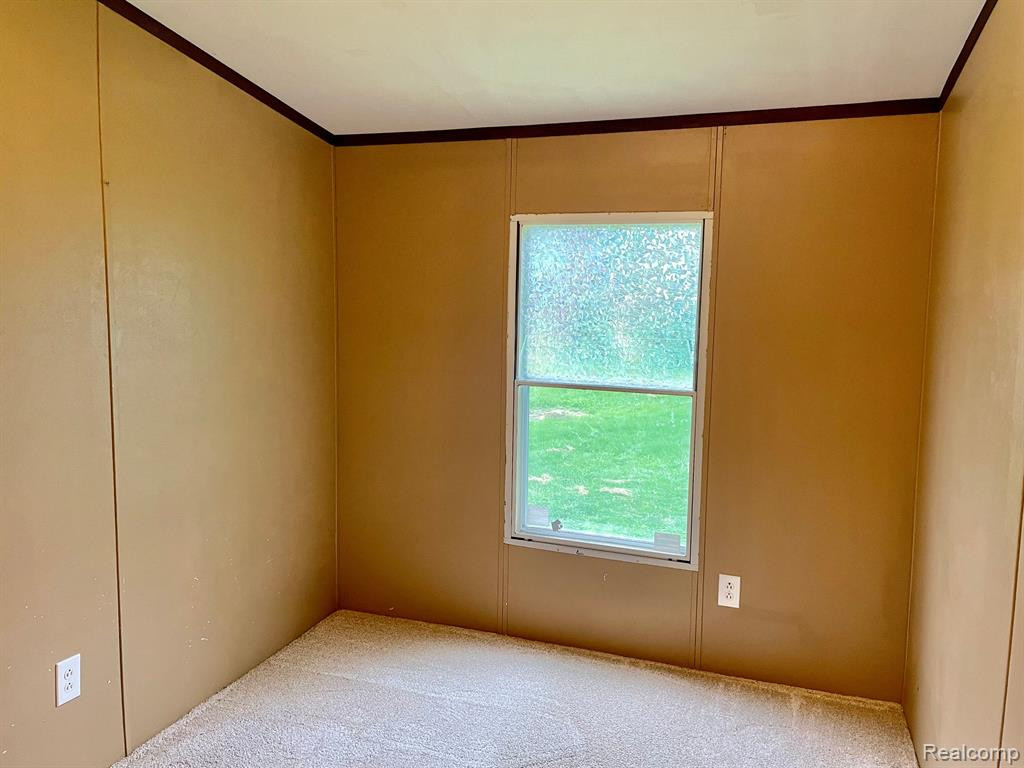 4049 E STATE Street, MI 48419 — Photo 23