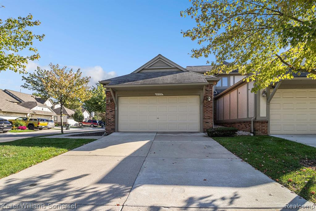 42199 SARATOGA Circle, Canton, MI 48187 — Photo 3
