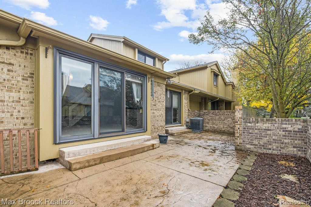 1654 S HILL Circle, Bloomfield Hills, MI 48304 — Photo 6