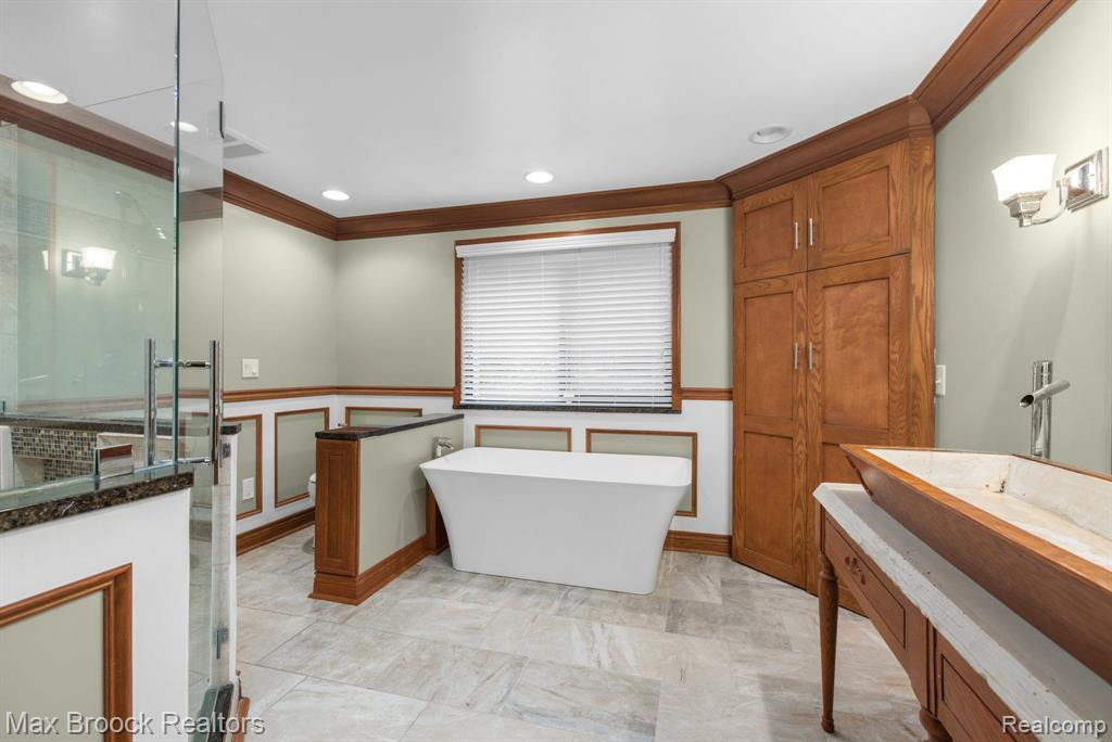 1654 S HILL Circle, Bloomfield Hills, MI 48304 — Photo 23