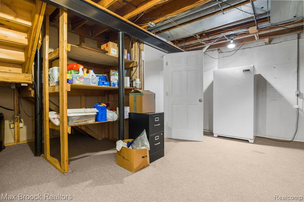 1654 S HILL Circle, Bloomfield Hills, MI 48304 — Photo 31