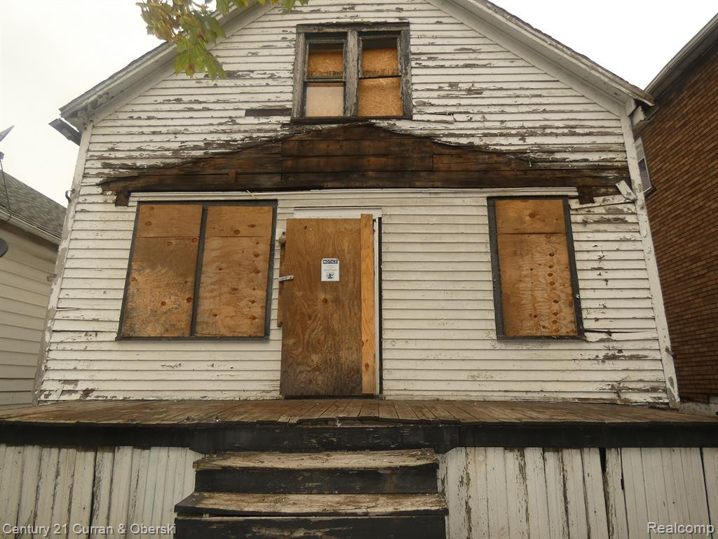 8217 TRAVERSE Street, Detroit, MI 48213 — front exterior