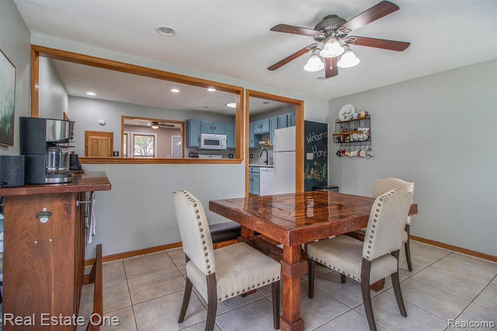 41409 AYRSHIRE Drive, Canton, MI 48188 — Photo 8