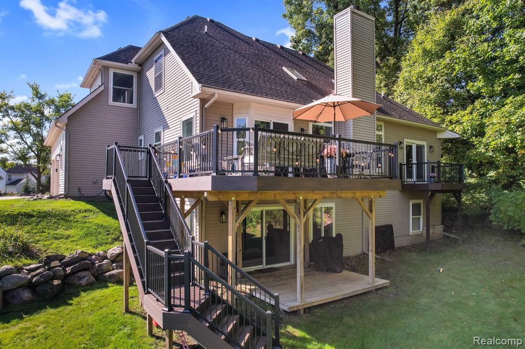 785 W CASTLEBURY Circle, Saline, MI 48176 — Photo 4
