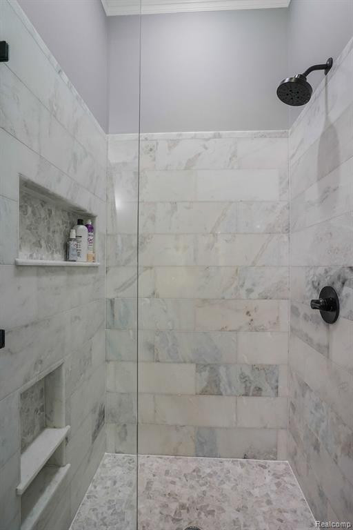 785 W CASTLEBURY Circle, Saline, MI 48176 — Photo 14
