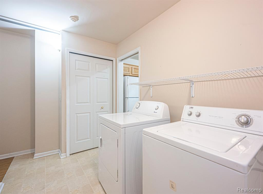 4131 CORNERSTONE Drive, Canton, MI 48188 — Photo 26