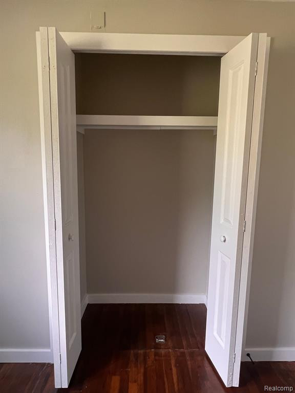 8 BURLINGAME Court, Ann Arbor, MI 48108 — Photo 14