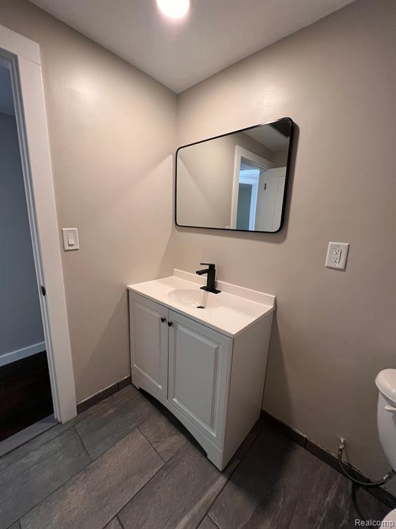 8 BURLINGAME Court, Ann Arbor, MI 48108 — Photo 16