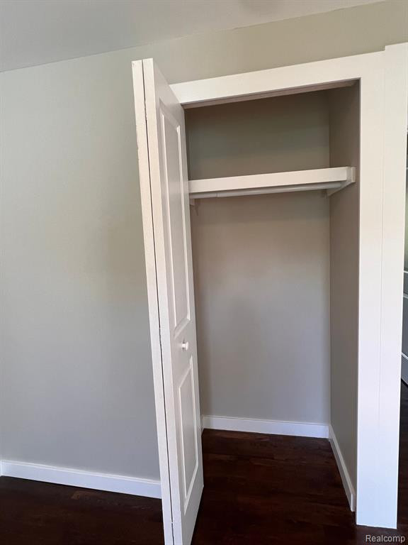 8 BURLINGAME Court, Ann Arbor, MI 48108 — Photo 22