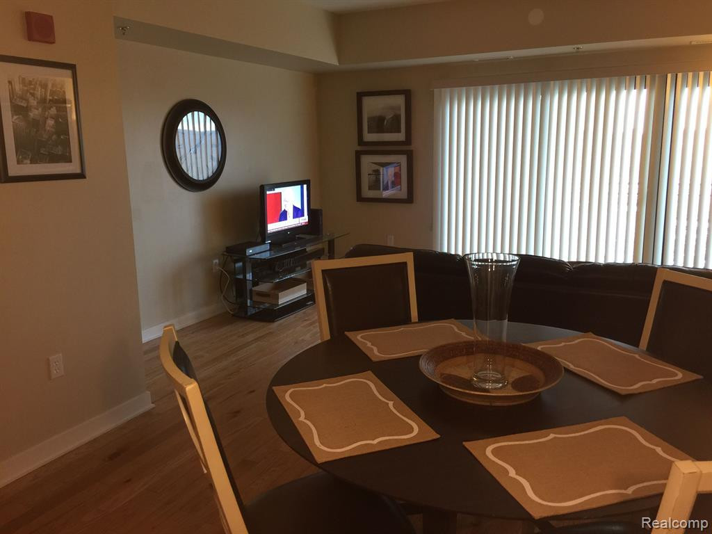111 N Ashley Street, 905, Ann Arbor, MI 48104 — Photo 14