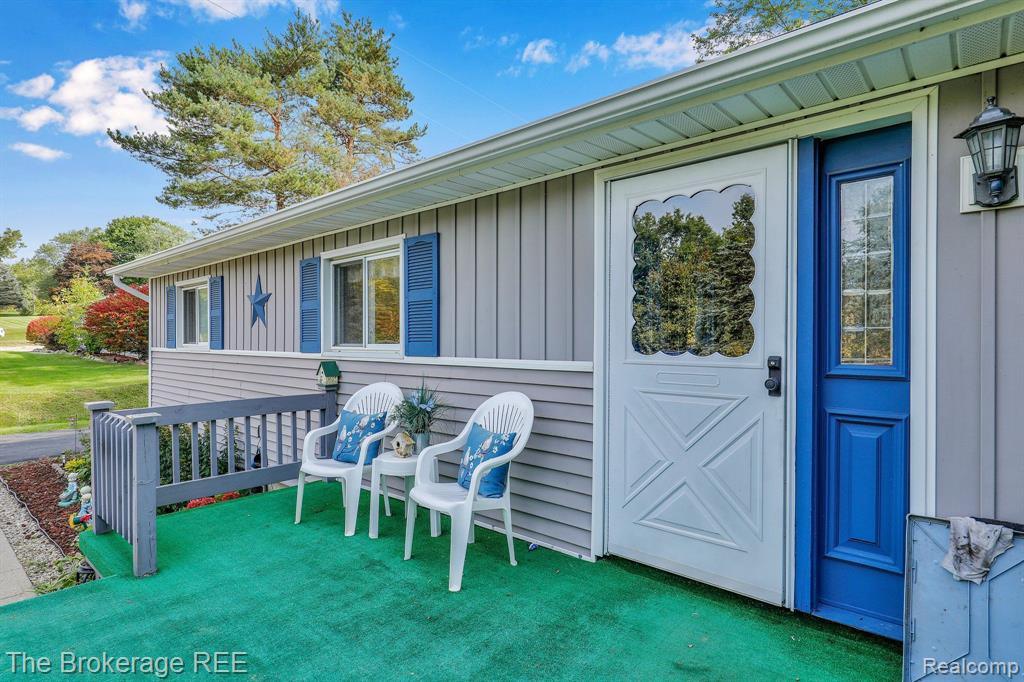 1862 N VAN DYKE Road, Imlay City, MI 48444 — Photo 5