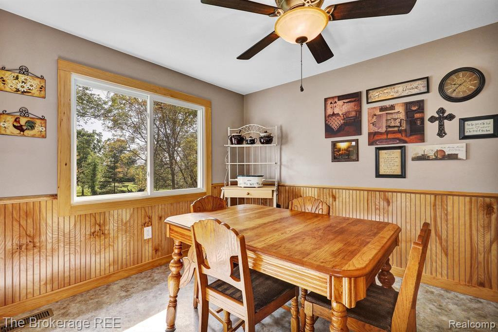 1862 N VAN DYKE Road, Imlay City, MI 48444 — Photo 17