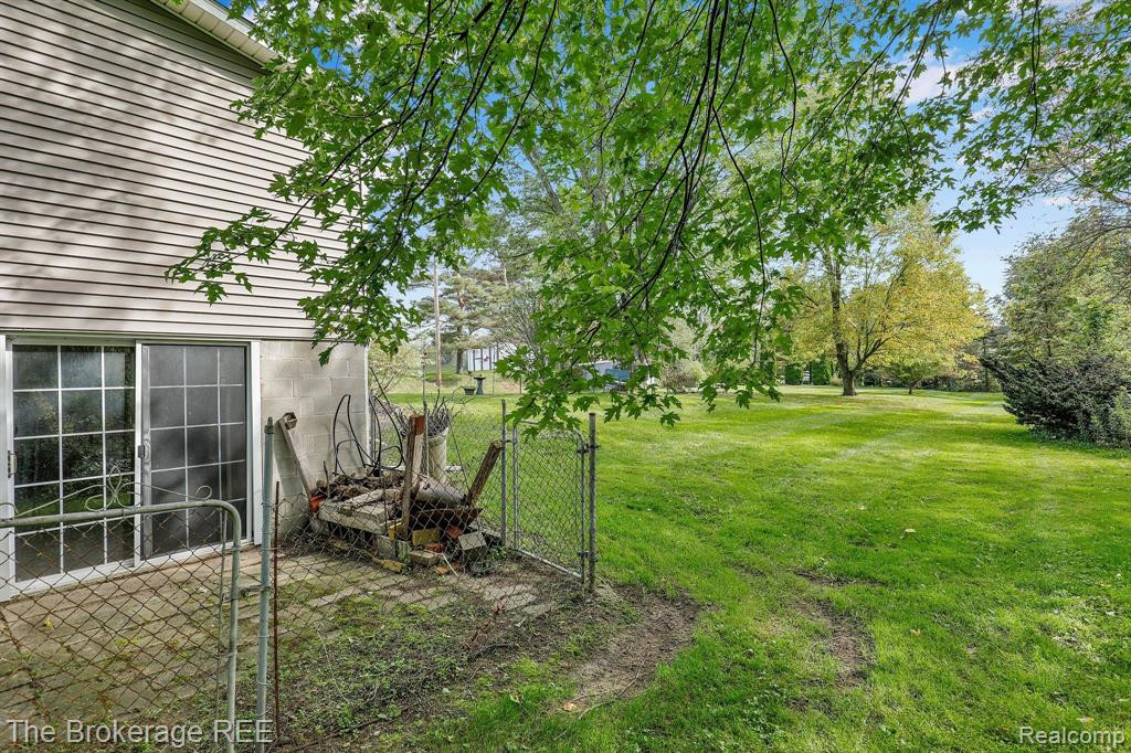1862 N VAN DYKE Road, Imlay City, MI 48444 — Photo 29