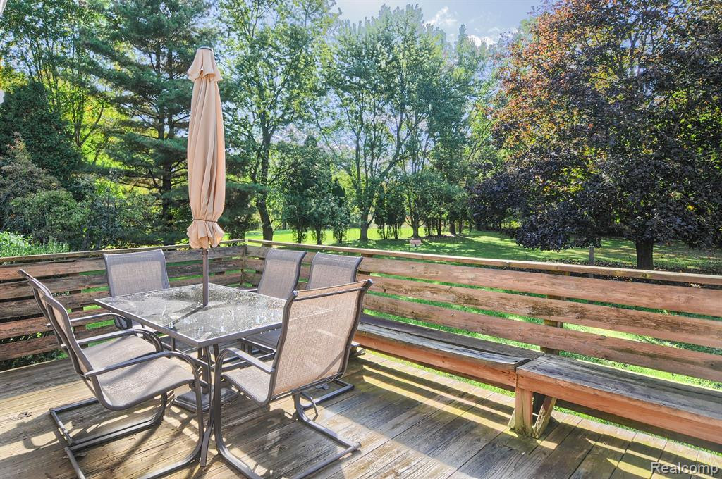 6868 ARMSTRONG Road, Imlay City, MI 48444 — Photo 2