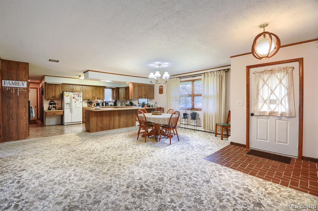 6868 ARMSTRONG Road, Imlay City, MI 48444 — Photo 4