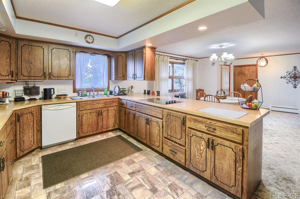 6868 ARMSTRONG Road, Imlay City, MI 48444 — Photo 10