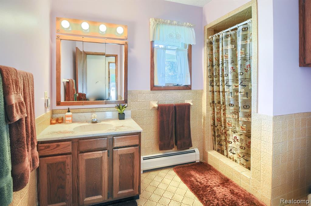 6868 ARMSTRONG Road, Imlay City, MI 48444 — Photo 26